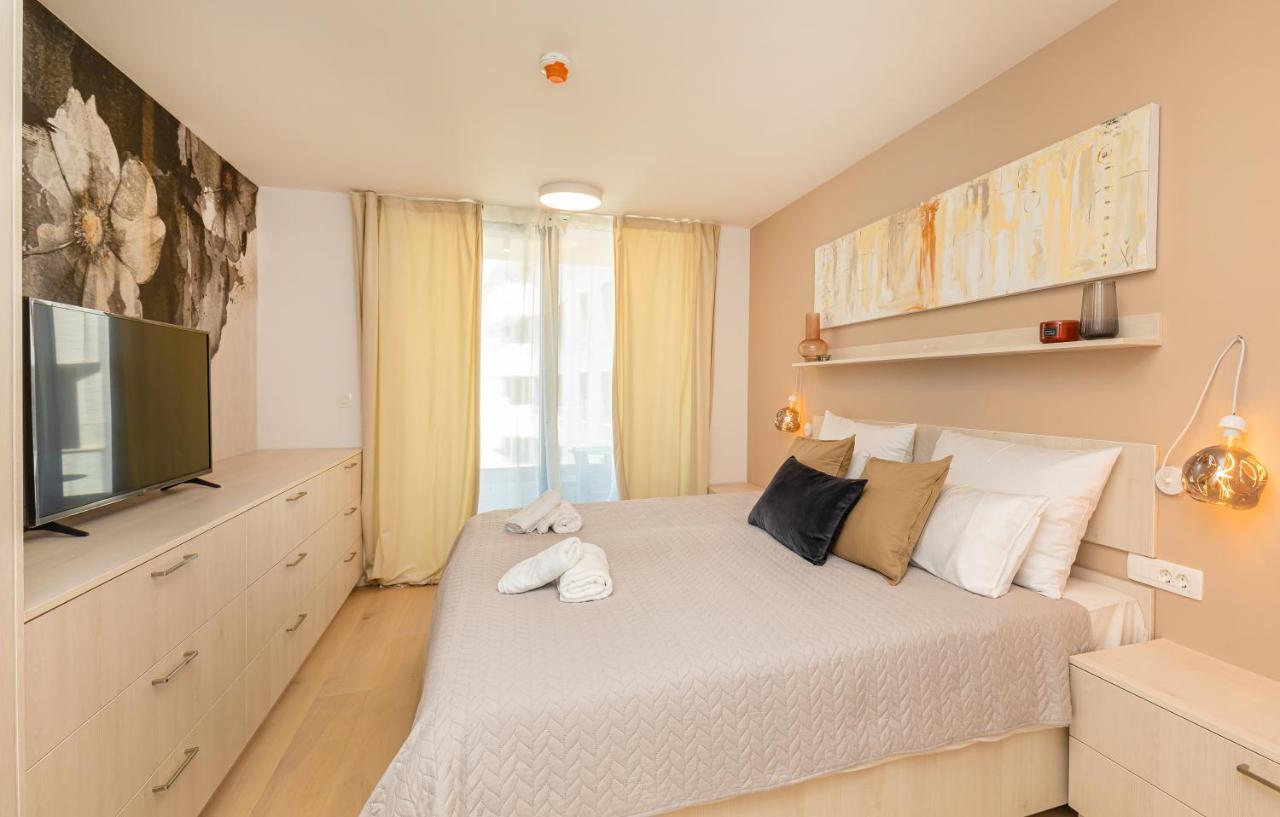 Sunny Lol Port Apartments In The City Centre Dubrovnik Dış mekan fotoğraf